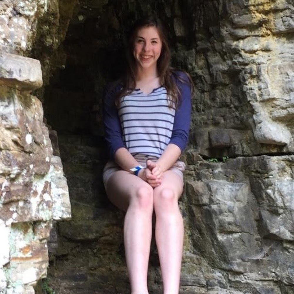 Meet your Posher, Avery